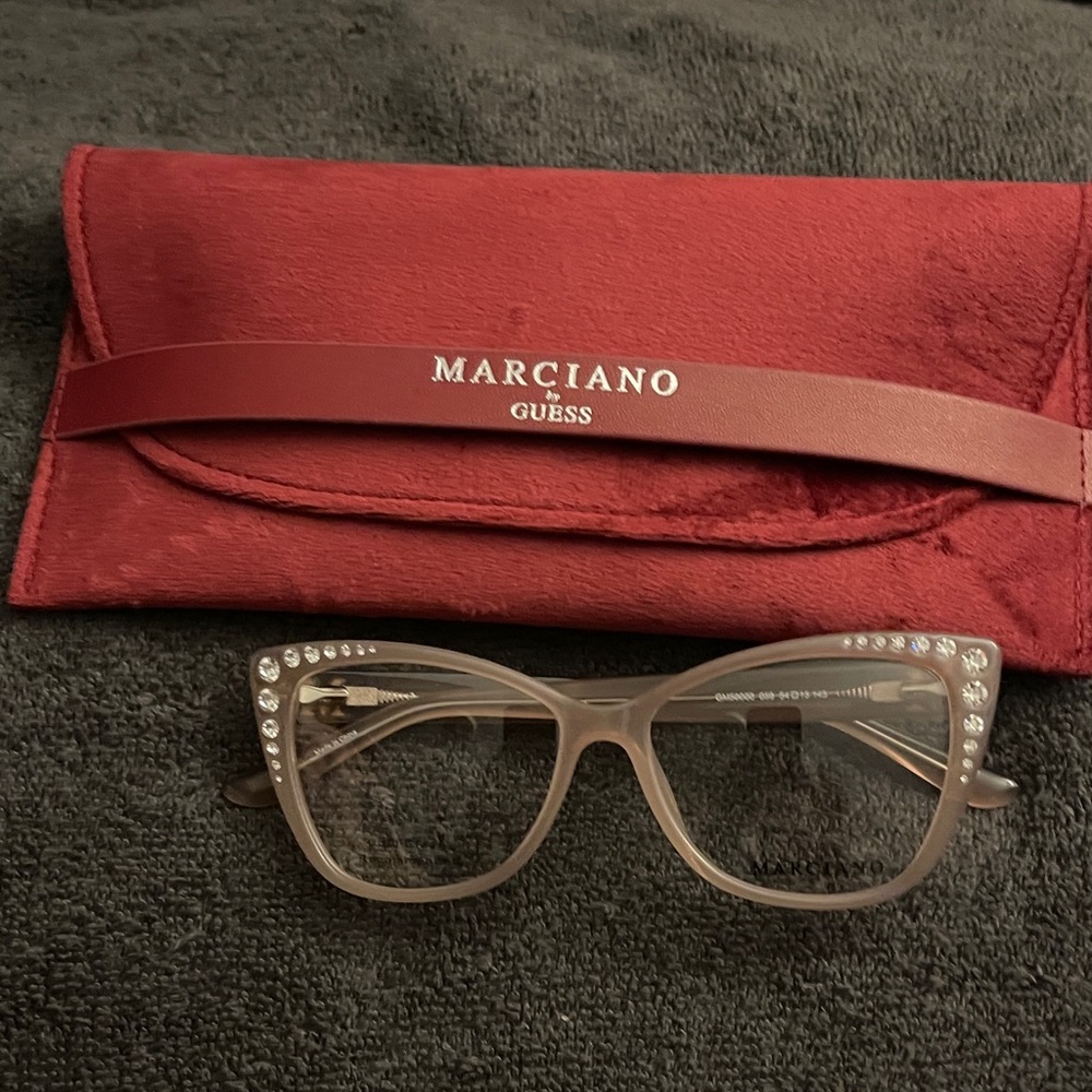 Marciano/Guess GM50001 059 Beige Plastic CatEye Eyeglasses Frame 56-16-145 NEW - Picture 4 of 13